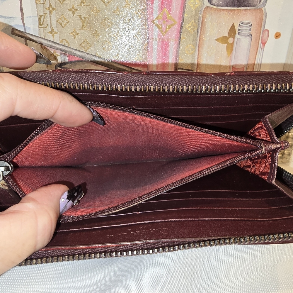 Dior Women's Burgundy Patent Leather Wallet Clutch - Picture 5 of 12
